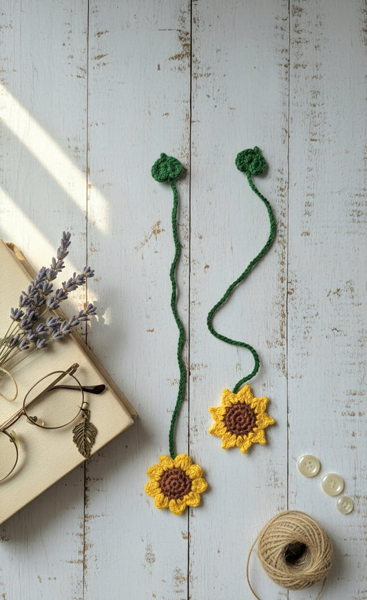 Crochet Sunflower Bookmark - A Touch of Sunshine for Every Page 🌻
