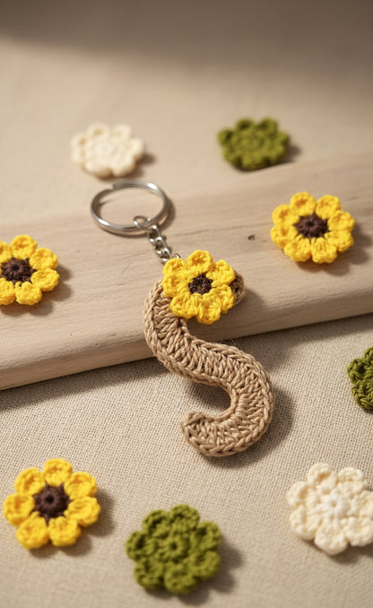 Crochet Alphabet Charm Keychain – Personalized Flair for Your Accessories 🔠💛