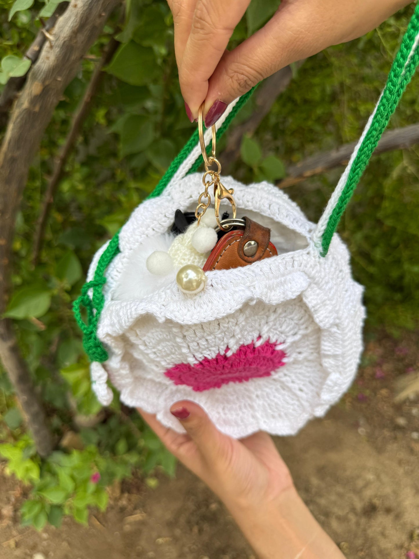 Daisy Flower Small Sling Bag – White