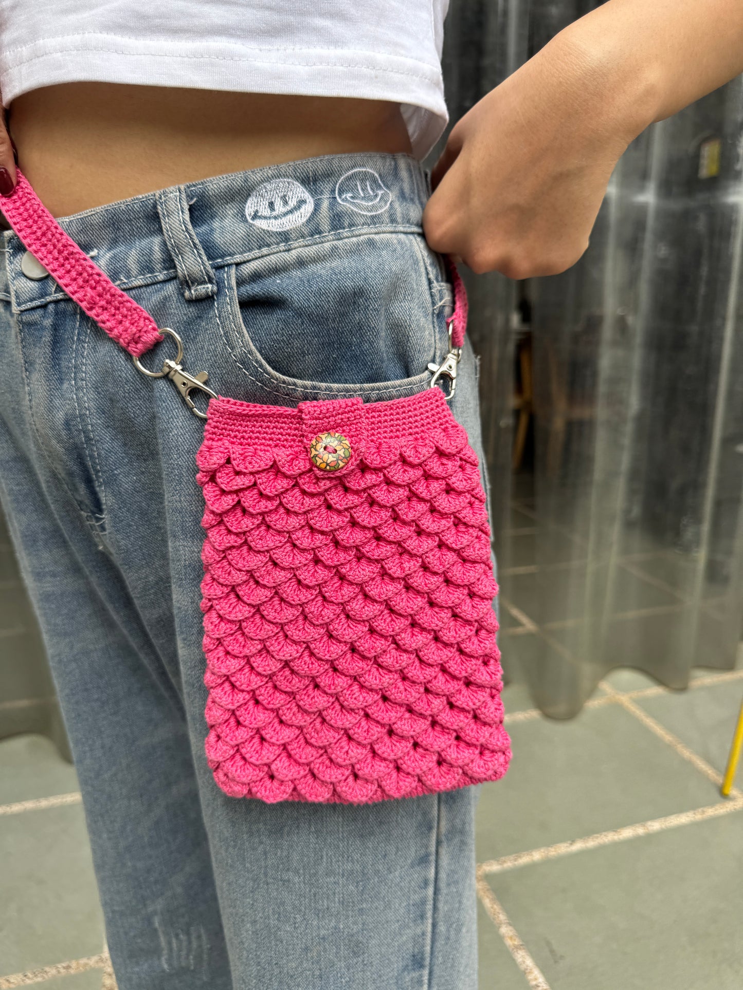Handcrafted Crochet Sling Bag – Crocodile Stitch