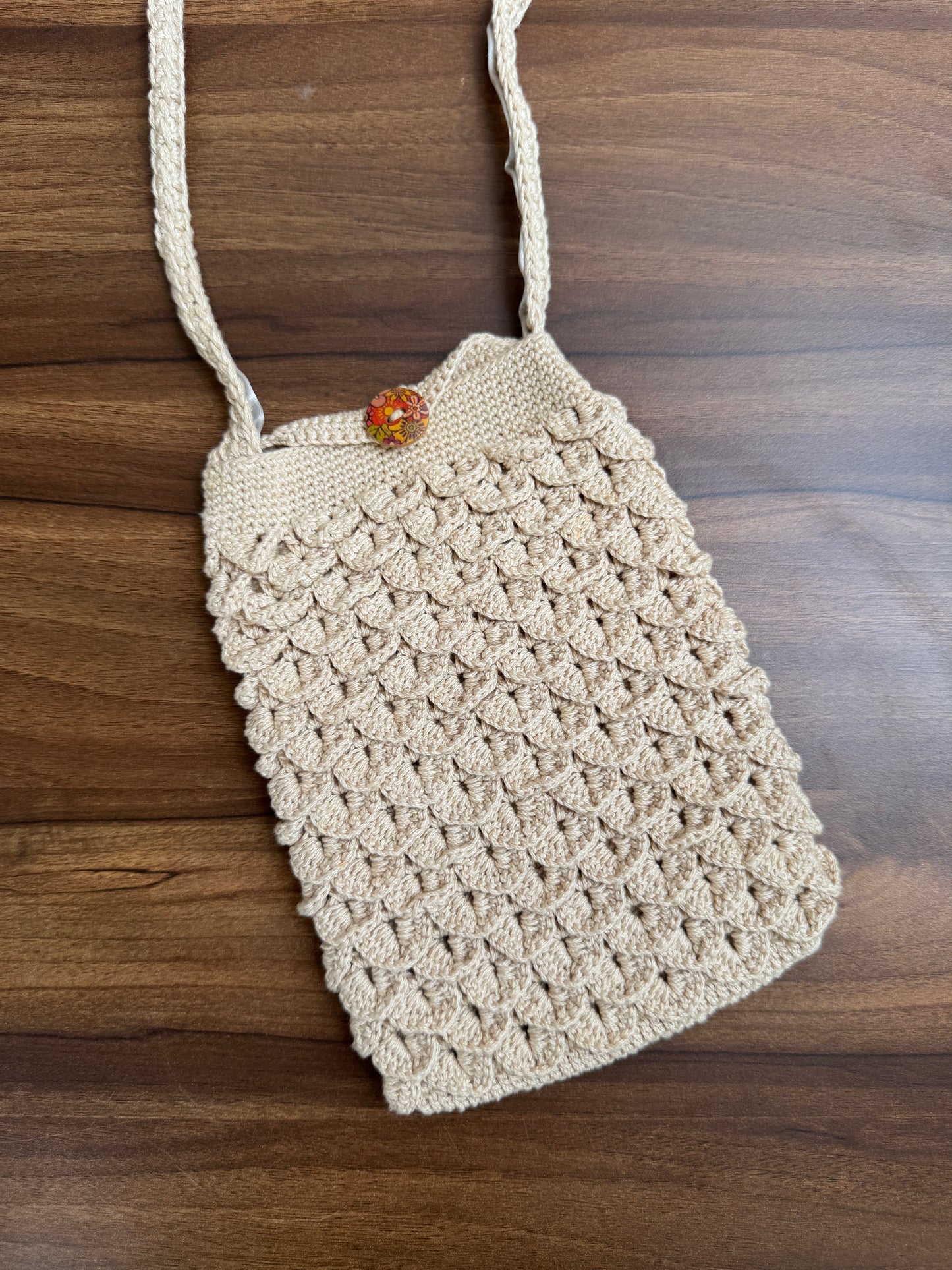 Handcrafted Crochet Sling Bag – Crocodile Stitch
