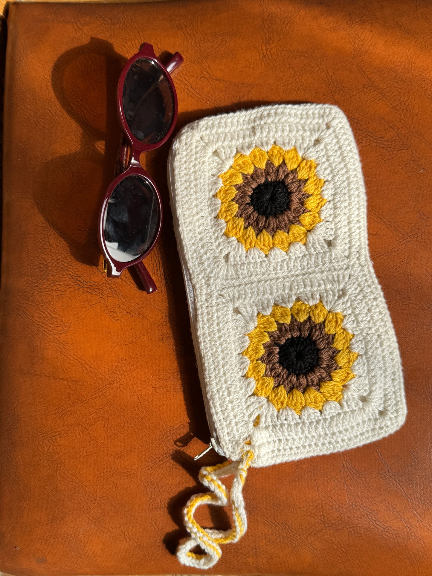 Clutches – Handmade Crochet Bag 🌸